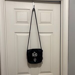 Trapstar Irongate T Crossbody Bag